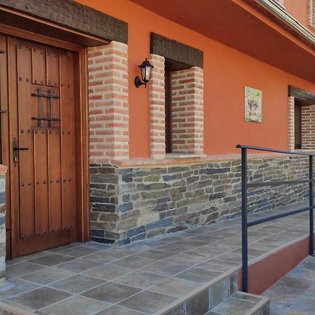 Casa Rural La Colmena Del Geoparque Navatrasierra Dış mekan fotoğraf